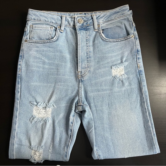 FOREVER 21 | High-Waisted Skinny Jeans - Picture 3 of 7